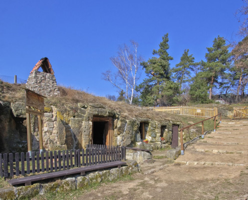 Höhlenwohnungen Langenstein