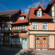 Bilder von Fachwerk-Bauten in der historischen Altstadt von Wernigerode am Harz von Sándor Kotyrba Architekturfotograf.