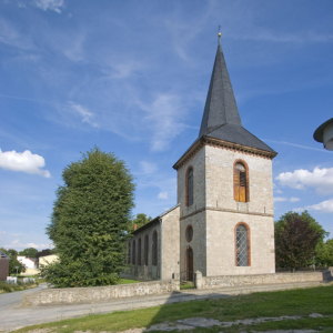 Architekturfotografie der St. Jakobi-Kirche in Hessen am Fallstein von innen und außen von Sandor Kotyrba Architekturfotograf.