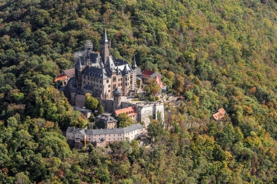 Luftbild vom Schloss in Wernigerode von Nordwesten (#424A4228)