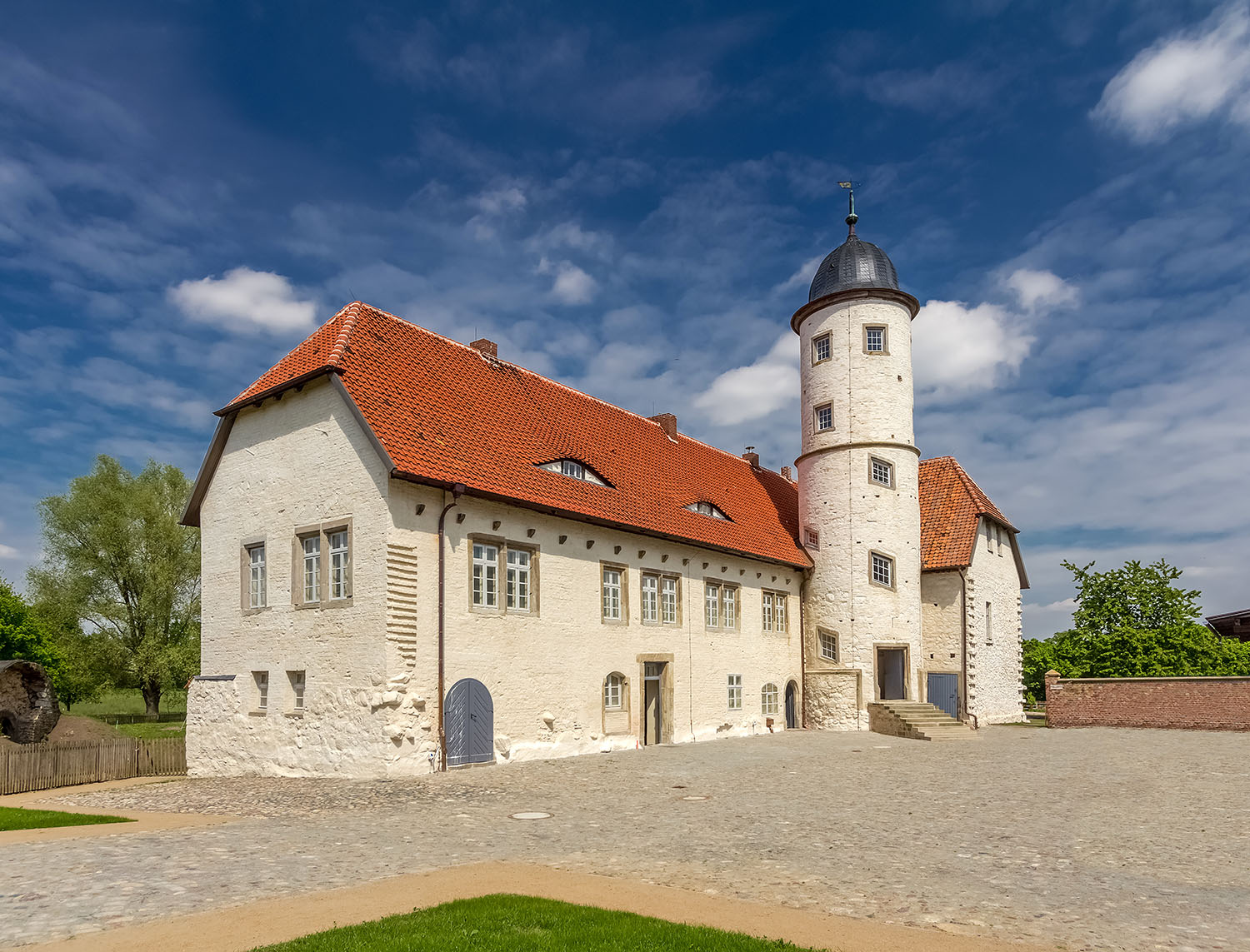 Burg Brome (#6349) Südwestansicht von Burg Brome