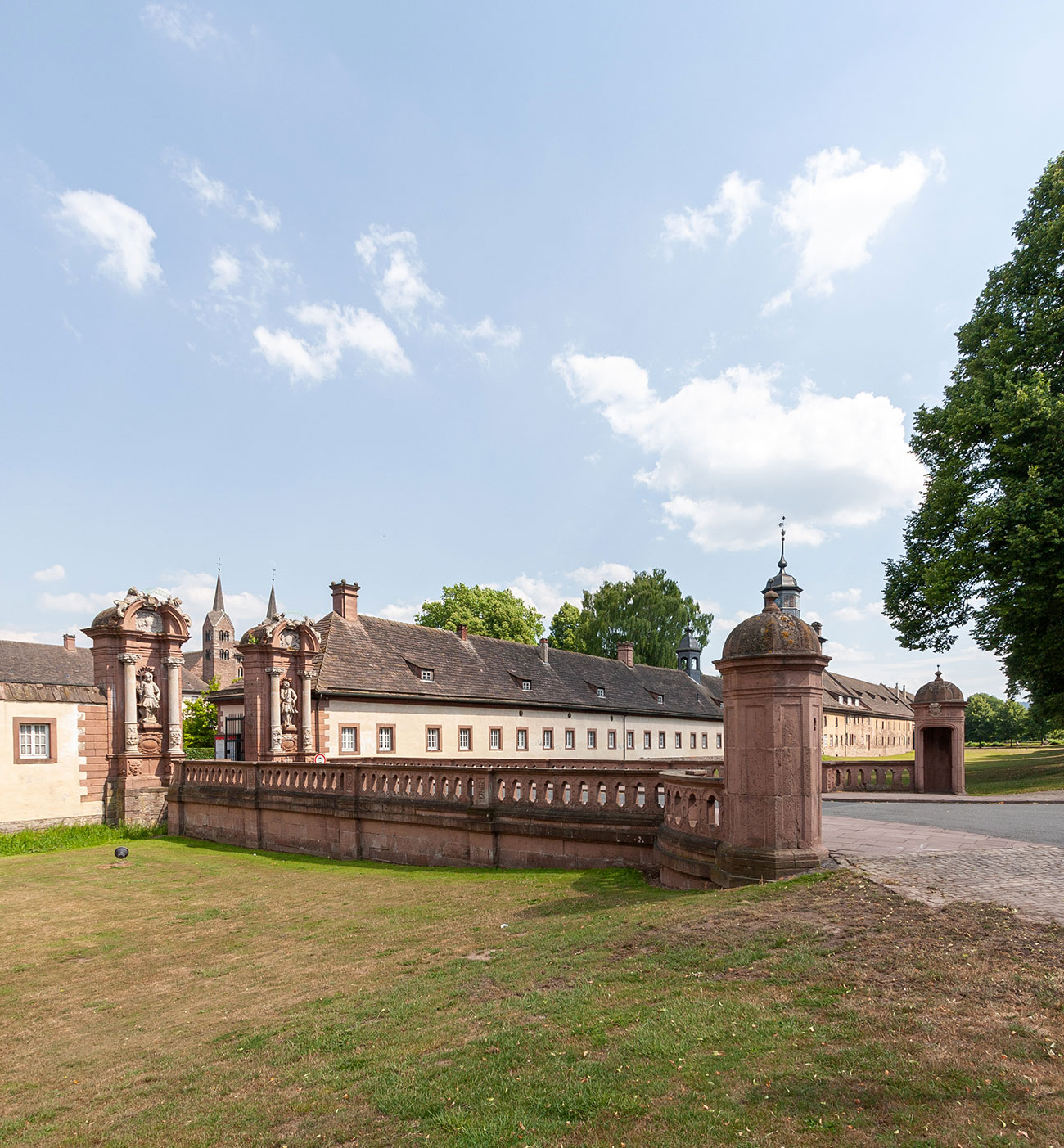 Toranlage aus Richtung Nordwesten
